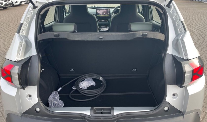 Dacia Spring 100 24.3kWh EXTREME Auto 5dr