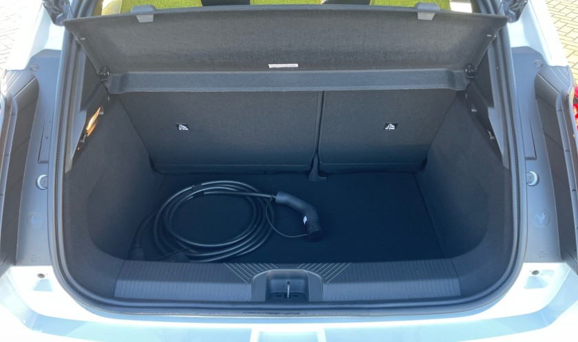 Renault 5 E-Tech electric 90kW Iconic Five Urban Range 40kWh