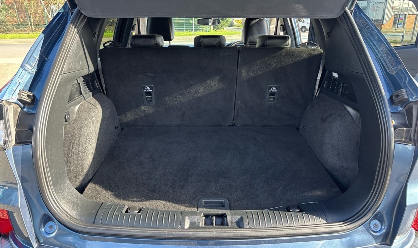 Ford Kuga 1.5T Titanium Edition