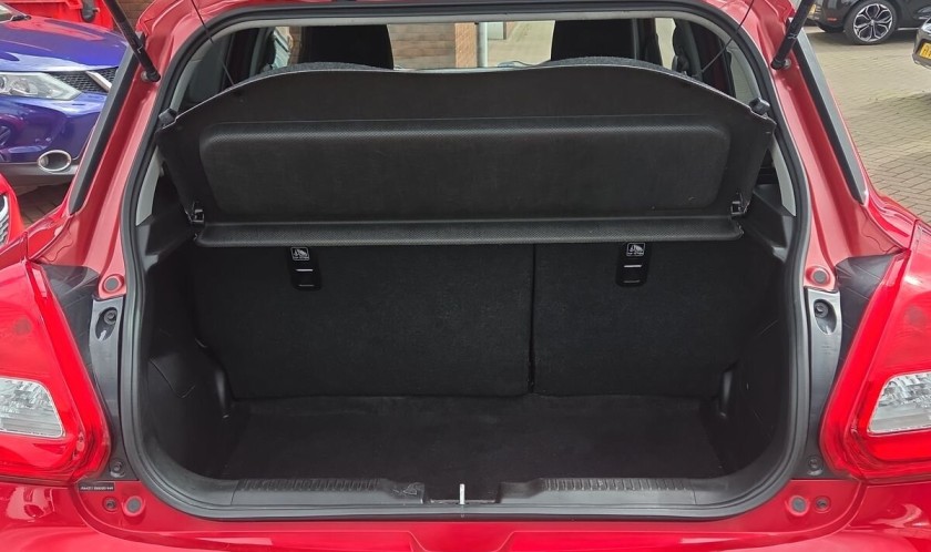 Suzuki Swift 1.0 Boosterjet SZ-T 5dr