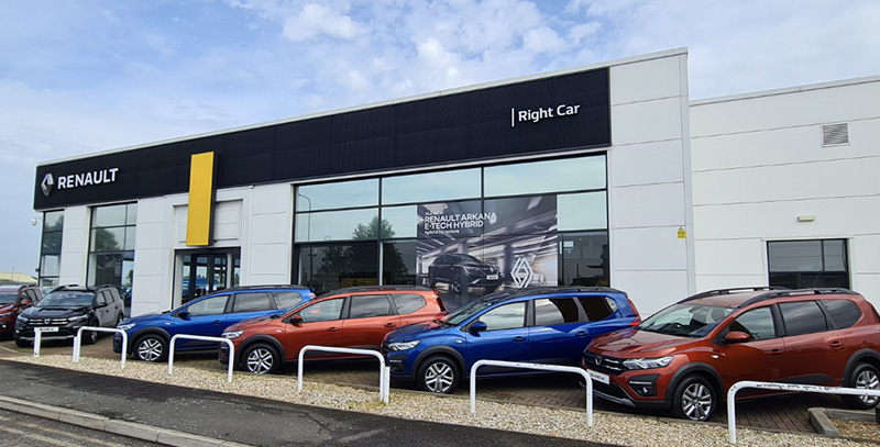 Right Car Dacia Grimsby