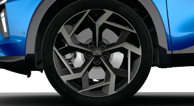 Atelier Alpine White Interior